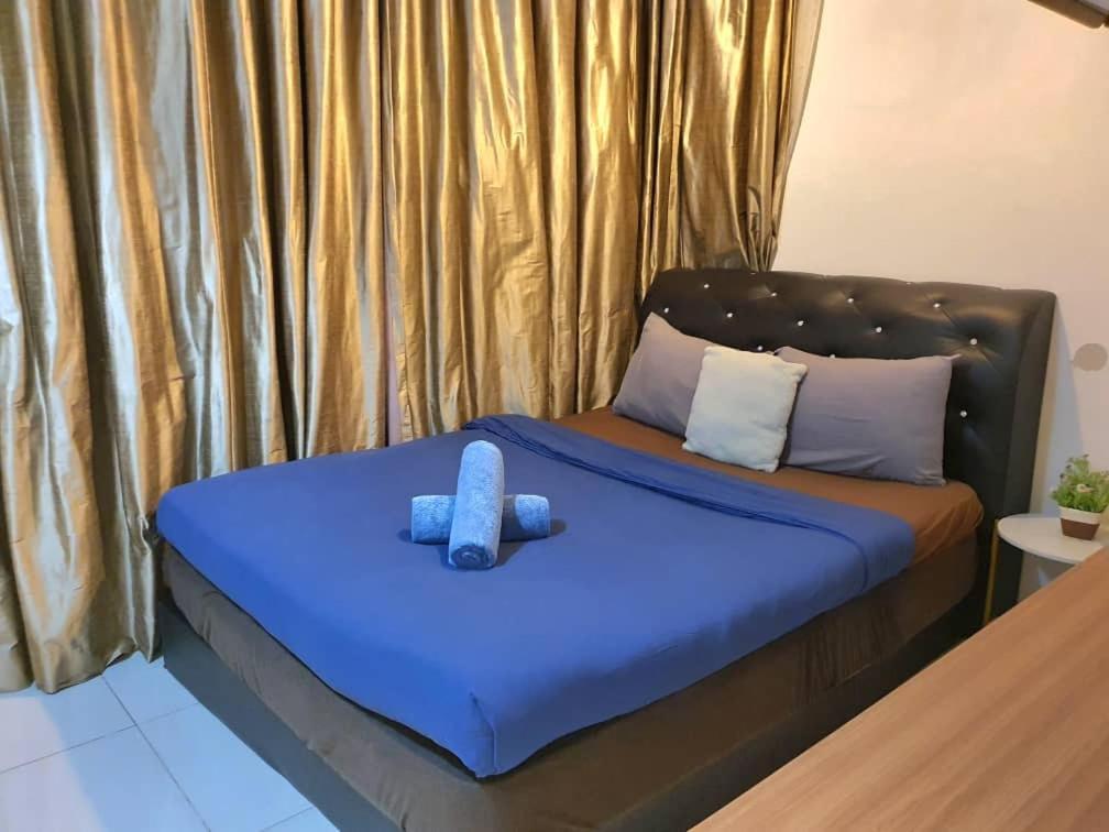 Regalia Suites With Infinity Pool Klcc By Staycation Homes 吉隆坡 外观 照片